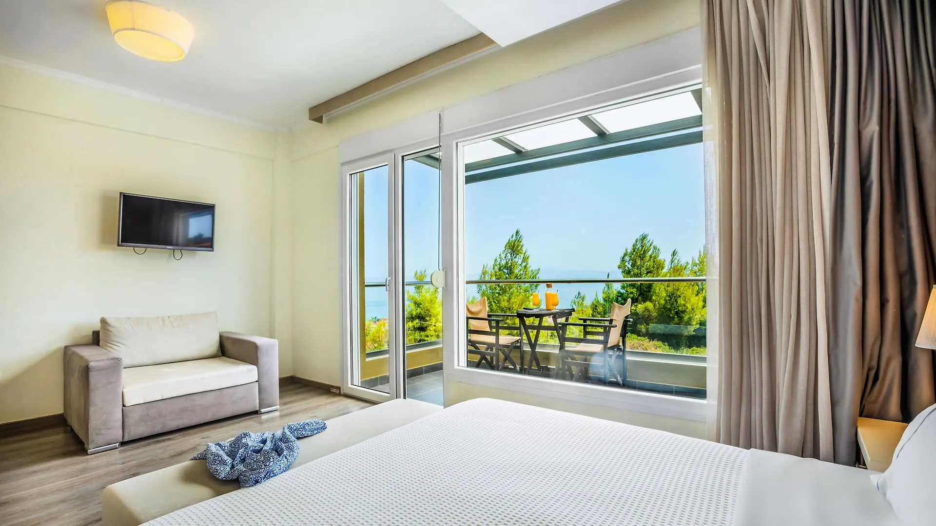 Sunny Villas And Spa 하니오티 0*,  그리스