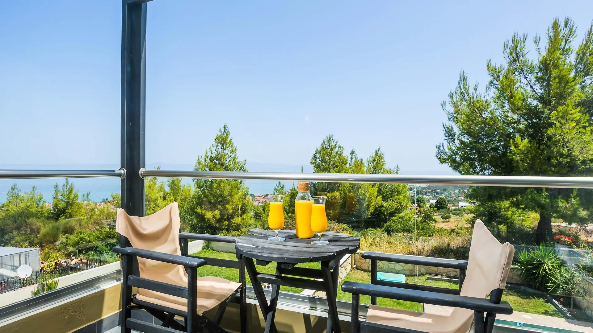 Sunny Villas And Spa 하니오티 아파트