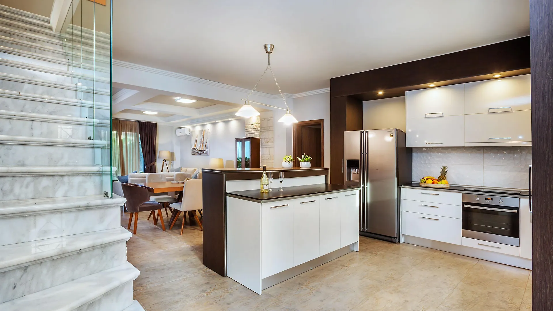 아파트 Sunny Villas And Spa 하니오티